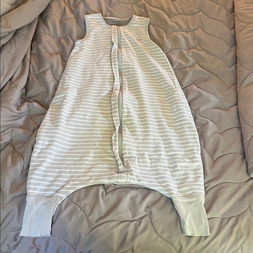 Striped Sleeveless Baby Sleep Sack by Woolino. Organic cotton. 18 to 36 months.